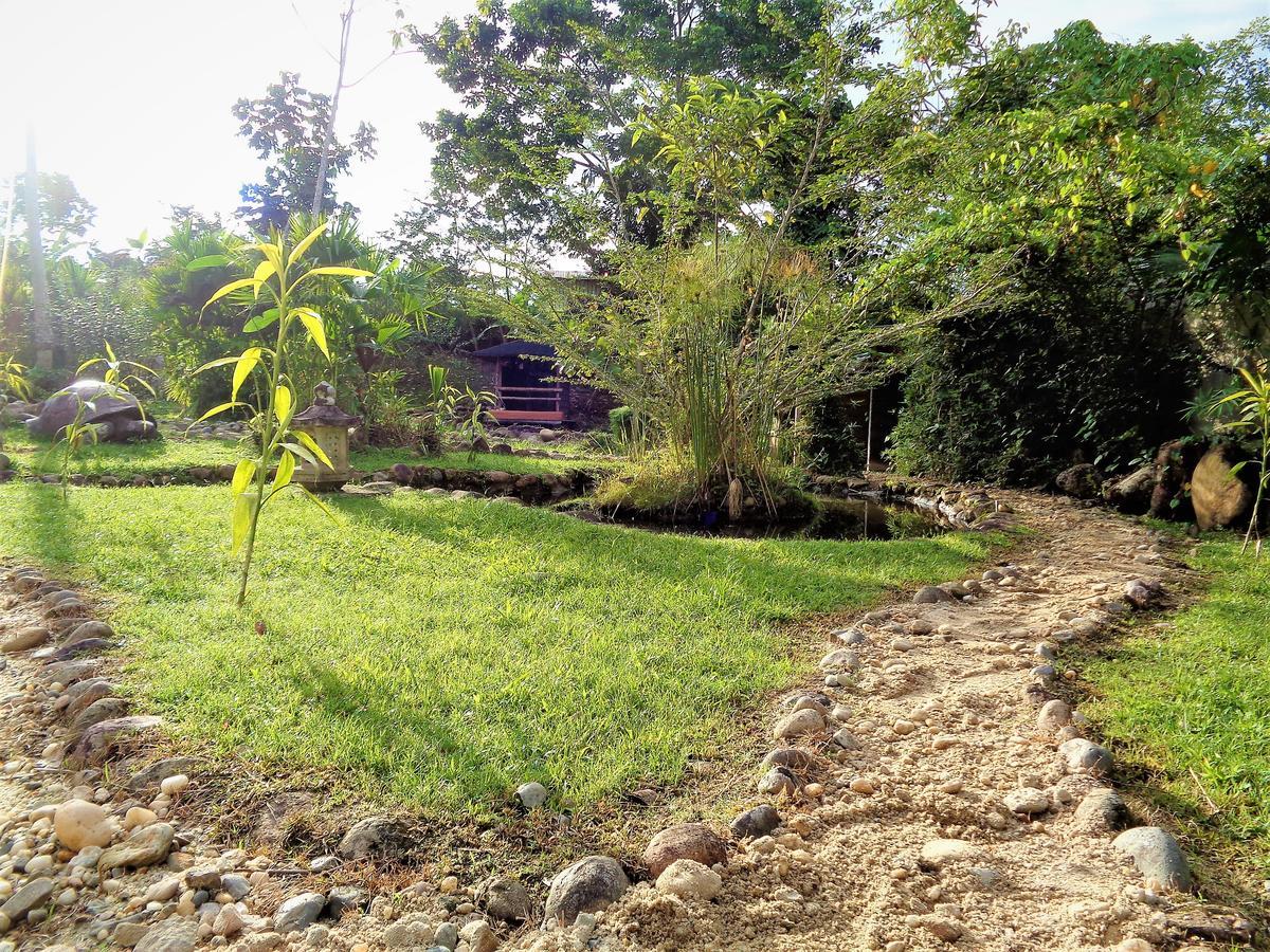 Wisdom Garden Hotel Tena Esterno foto