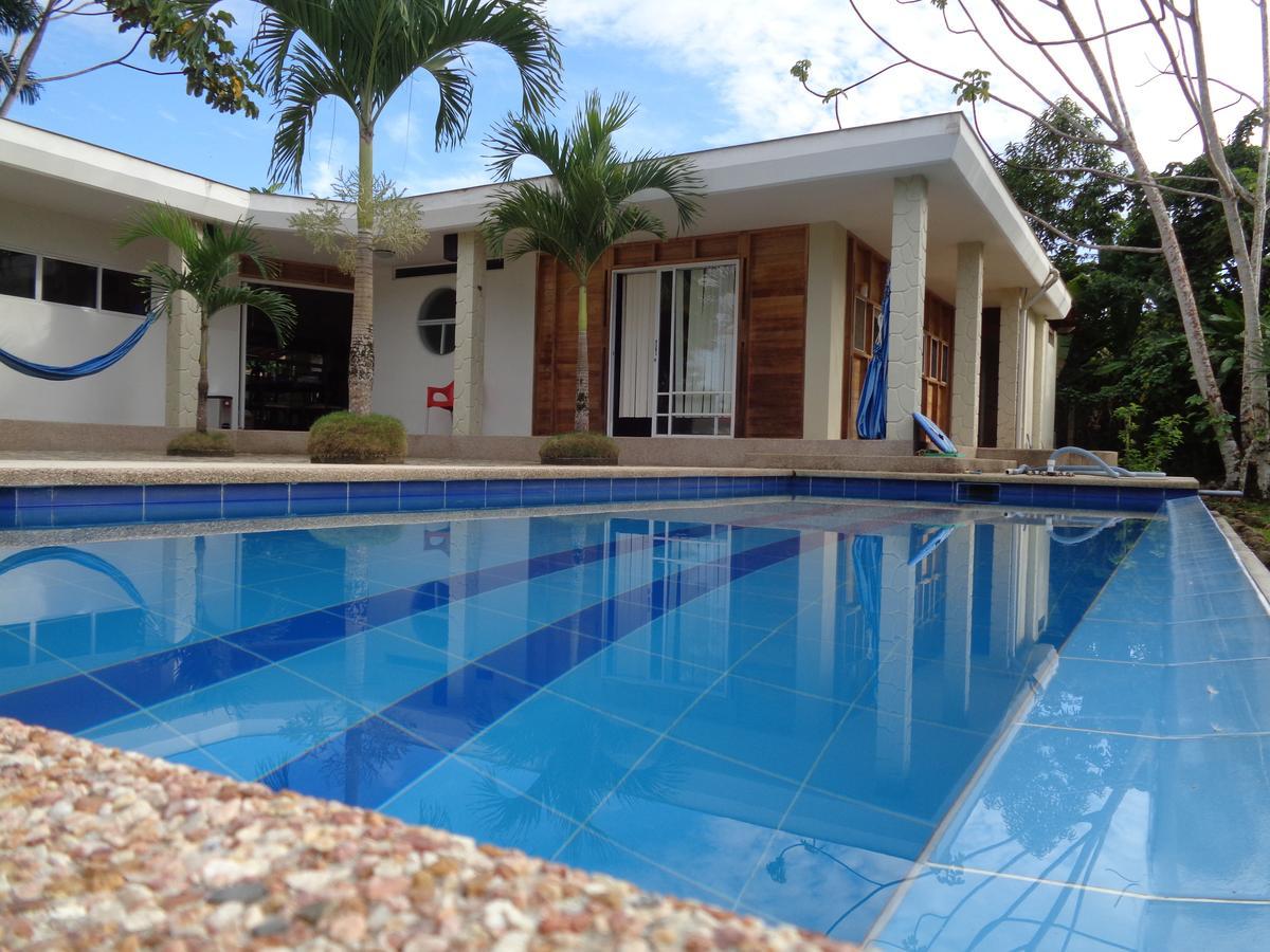 Wisdom Garden Hotel Tena Esterno foto