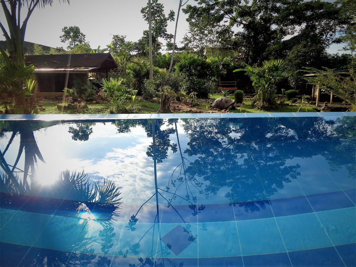 Wisdom Garden Hotel Tena Esterno foto
