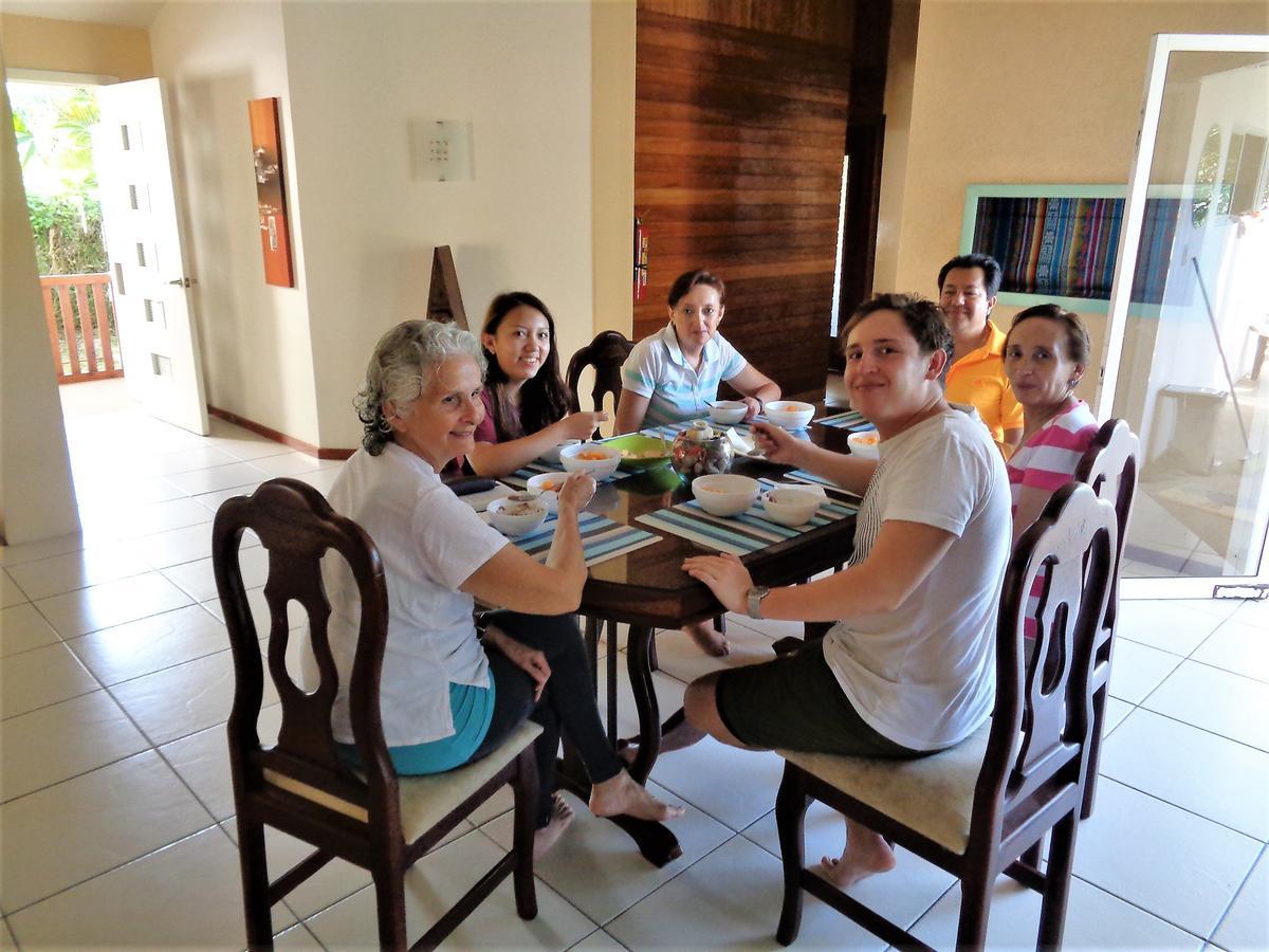 Wisdom Garden Hotel Tena Esterno foto